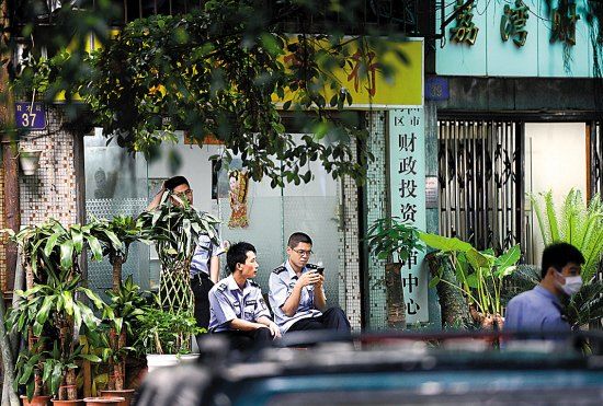 广州财政局官员办公楼被杀 家属疑因多次拒贿