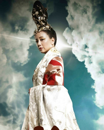 女演员盘发胜出 杨蓉袁姗姗发型解析