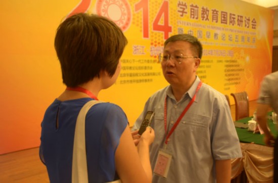 别拿成人的是非观判断孩子言行-青青岛社区手机版