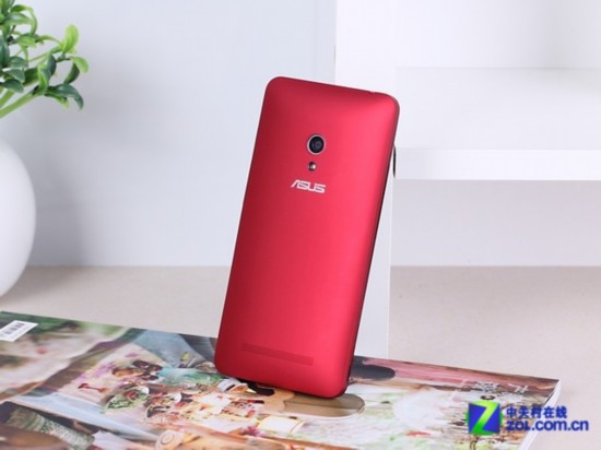 2GHz�W�ֳB�z�� �غ�Zenfone5�������o 