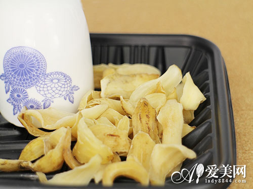  两种体质女性易痛经 养生食谱减轻经期痛楚 