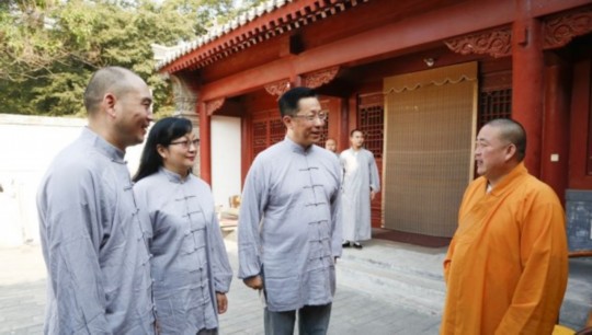 李阳出家 网友:学武功继续家暴