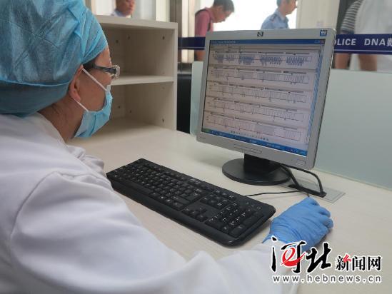 河北DNA实验室首次对外开放 参观者大呼过瘾