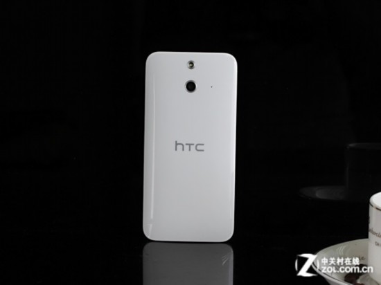 �L��ɤ@��̹� HTC One�ɩ|���ʪF���P 