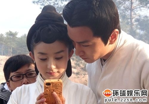 小花旦前途最新预测:赵丽颖搭档张翰力压单身