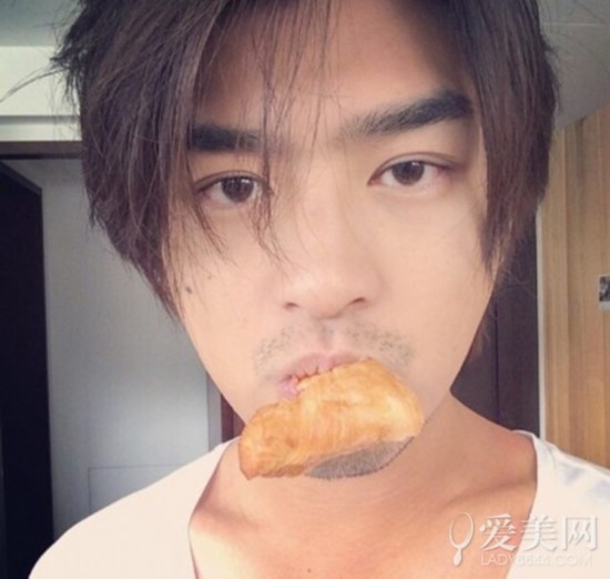 陈柏霖我是自拍王不矫情不做作不娘炮3