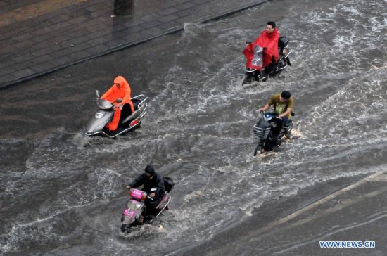 CHINA-HENAN-ZHENGZHOU-RAINFALL (CN)