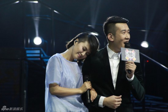 王岳伦承认怕老婆 沙溢东北爷们不惧内(组图)