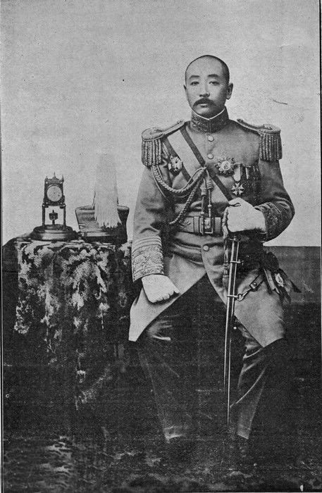 <em>张作霖</em>罕见家族照曝光:基因好六个<em>女儿</em>美如天