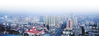 郑州市紫荆山路街景.(本版图片均为资料照片)