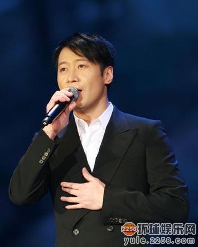 揭昔日娱圈一哥现状 黄日华巨资救血癌妻子