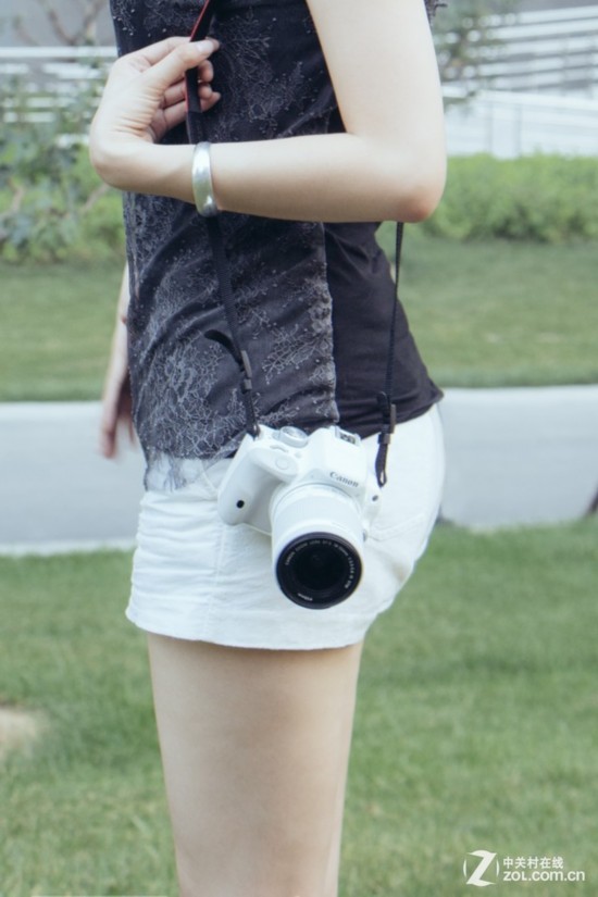  EOS 100Dͬᡱ 