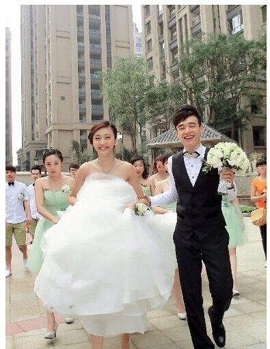 《中国好声音》陈冰离婚 前夫是《花儿朵朵》