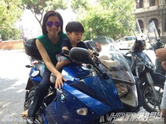  七夕最明星 :周迅晒幸福 戚薇被求婚 谢娜叫张杰