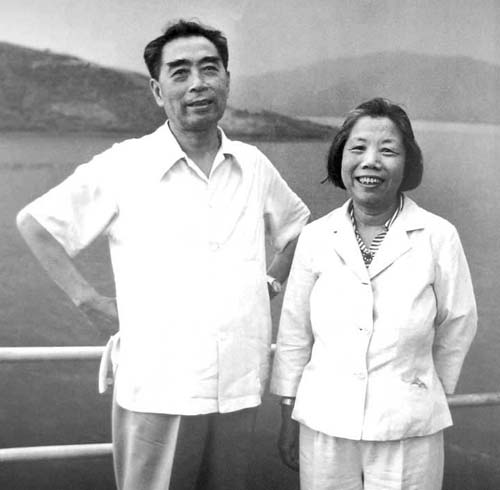 揭秘邓颖超未被执行的遗嘱:病危时为何无人敢