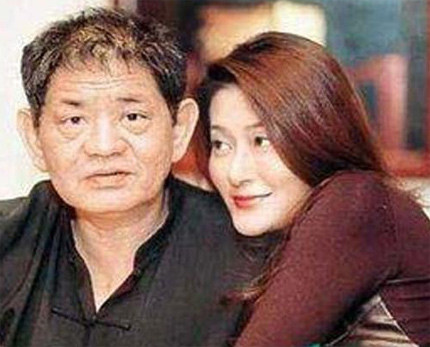 郭美美炫富陪睡令干爹颤抖 女星与干爹的秘闻