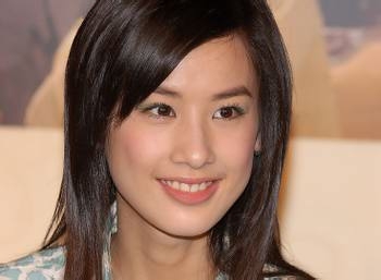 杨幂整容潜规则刘诗诗长相太路人 揭秘女星被