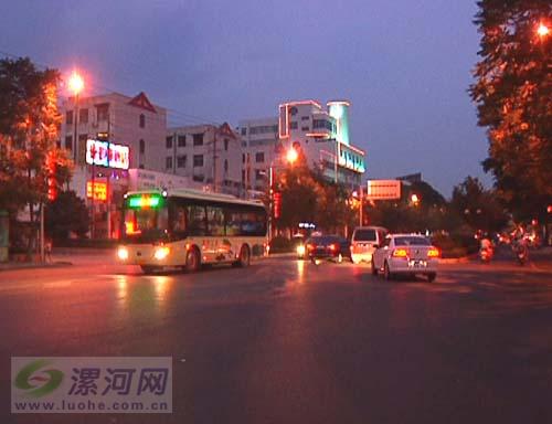 漯河市已查处涉嫌非法违规营运车辆60台