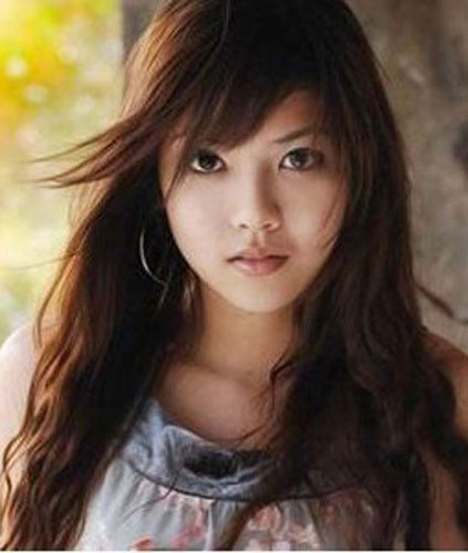 李彩桦被曝曾遭陪睡 揭女星潜规则上位法则