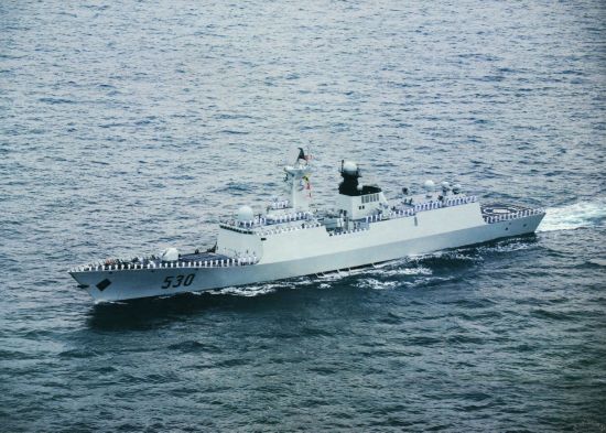 中国海军530徐州号导弹护卫舰