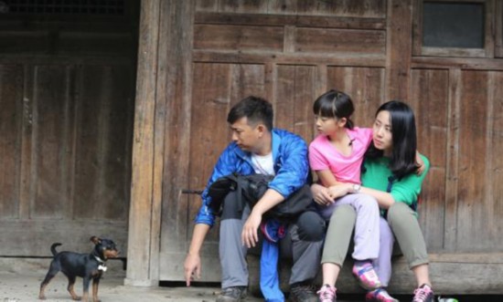 网友爆料黄磊出轨私下龌龊 劈腿《爸爸2》女编