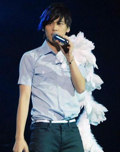 古剑奇谭李易峰裸照曝光!李易峰现女友个人资