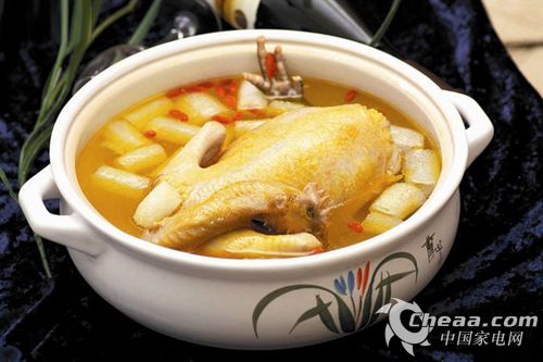 立秋进食要清淡 炖好鸡汤有5个小窍门
