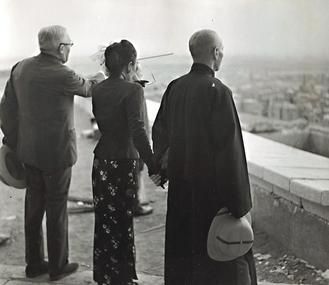 蒋介石宋美龄70年前埃及沙漠牵手恩爱照曝光
