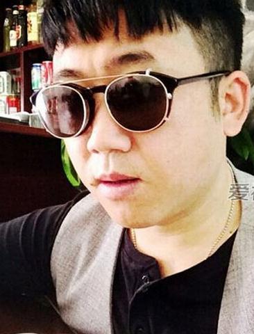 音》学员背景扒皮:呆萌学长夏恒竟是华晨宇好