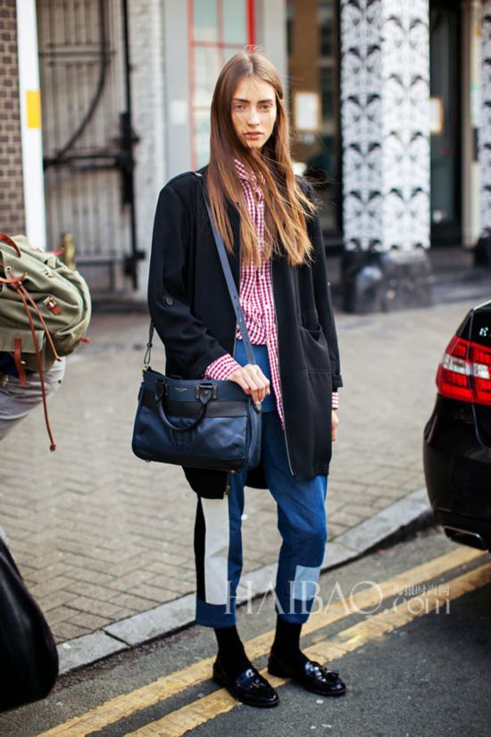 ģա (Marine Deleeuw) 