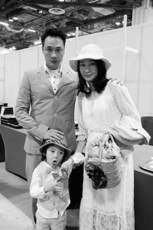 王丽萍早年剧照曝光 吴镇宇曾为其打人留案底