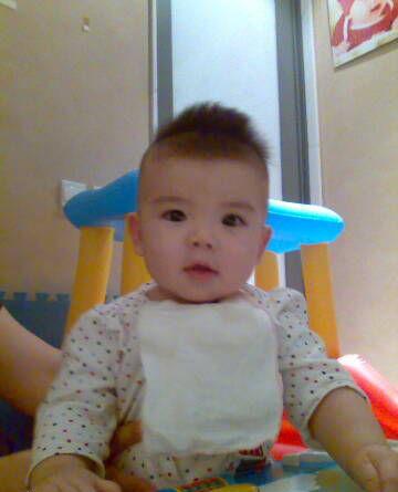 刘涛老公王珂曝女儿照图揭刘涛女儿幸福成长轨