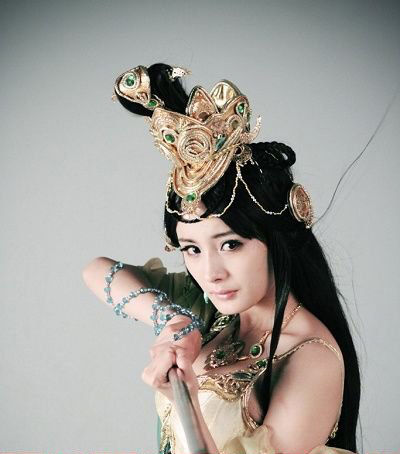 易烊千玺杨幂天涯深扒