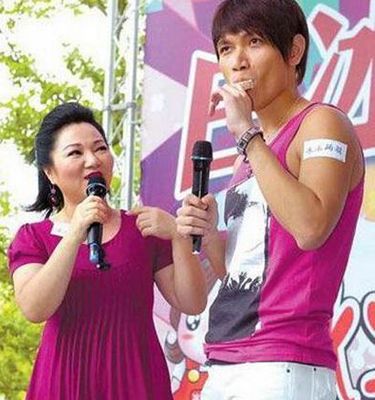 娱圈的干妈都是谁 龚如心干妈资产超英女王5