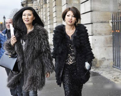 女叶晴晴登台《中国好声音》 揭叶氏<em>三姐妹</em>奢