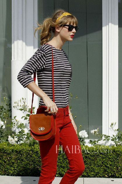 ̩�ա�ʷޱܽ�� (Taylor Swift) �������շ�������Look
