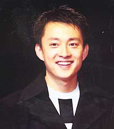 王志复出显苍老 揭隐退央视名嘴今夕对比照(图