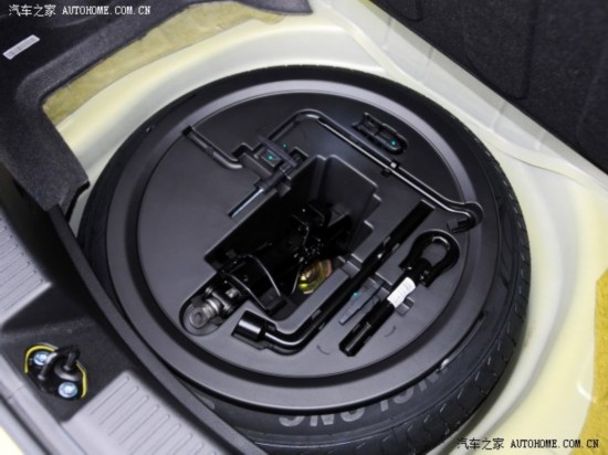 吉利汽车 帝豪 2014款 两厢 1.3T CVT精英型