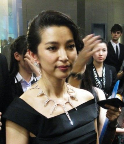 林志玲李冰冰黄奕李多海 图揭明星整容后可怕