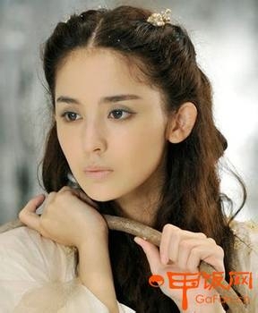 杨幂整容潜规则刘诗诗长相太路人 揭秘女星被黑真相【9】