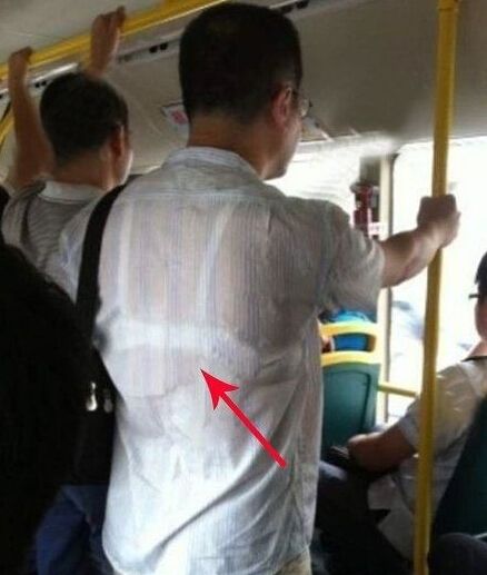 男人也穿胸罩?首款男士胸罩日本商店开售