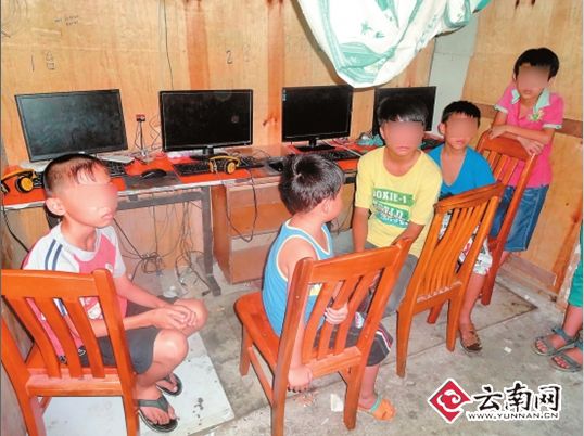 云南勐腊黑网吧变录像厅 放映黄片引孩子观看