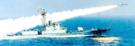三,037ig型导弹护卫艇