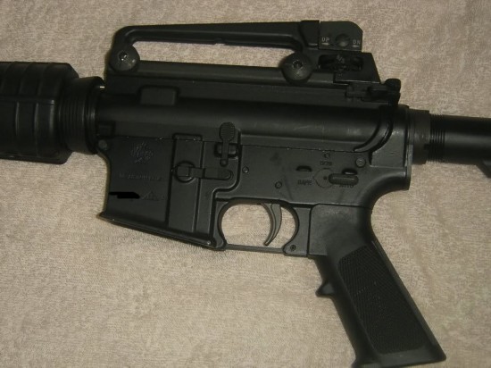 高清:国产新款CQ步枪做工精湛高端大气上档次