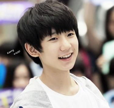 TFboys王源学校资料 王源校服照生活照全集(组