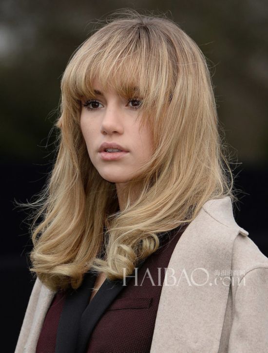 غ˹ (Suki Waterhouse) 