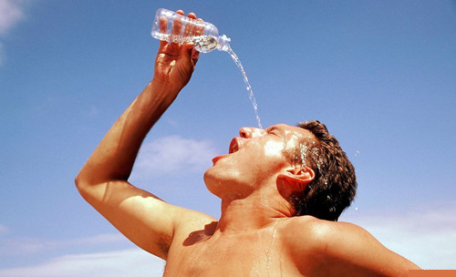 尿频是早衰 男性健康8道防线