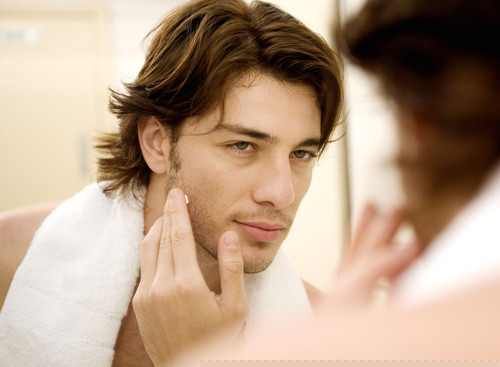 尿频是早衰 男性健康8道防线