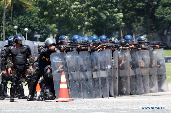 The NOLES is held annually by the U.S. Marine Corps Forces Pacific to promote awareness and effective use of non-lethal weapons as a tool to maintain order in low-intensity or civil unrest situations.