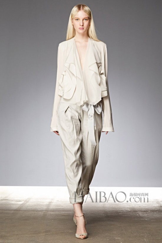 ��R�P�ͭ� (Donna Karan) 2015���K�װ��k�˨t�C